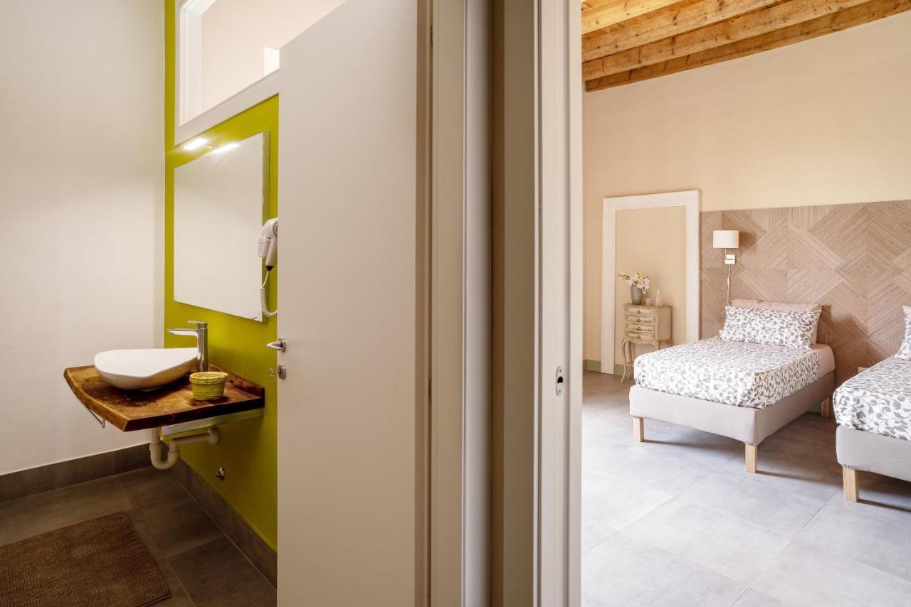 B&B Dimora De Roteris Dalmine Dış mekan fotoğraf